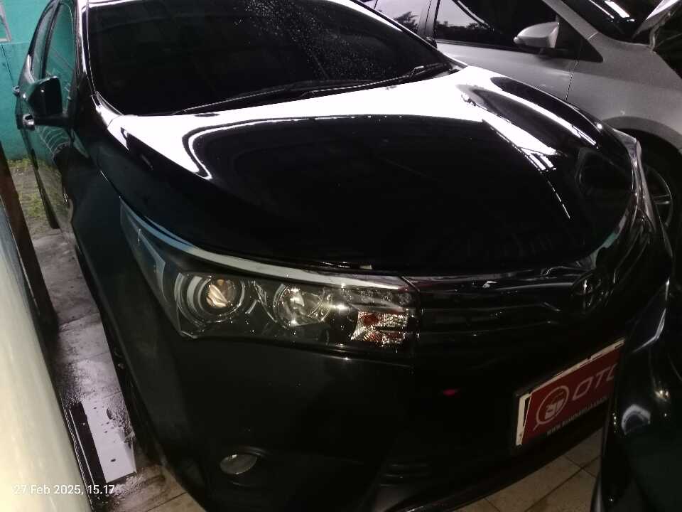 2015 Toyota Corolla Altis 1.8 V - Foto 1 dari 6