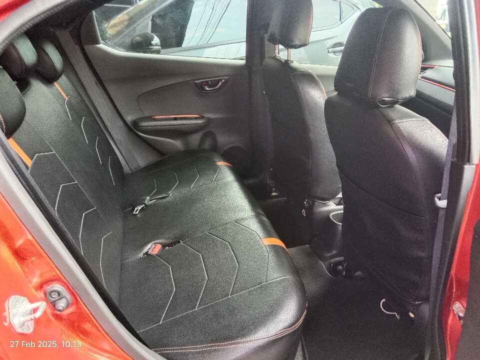 Foto Mobil Bekas Kabin Belakang Honda Brio 1.2 RS tahun 2021