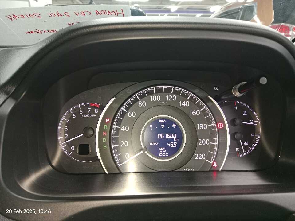 Foto Mobil Bekas Odometer Honda CR-V 2.4 RM3 tahun 2015