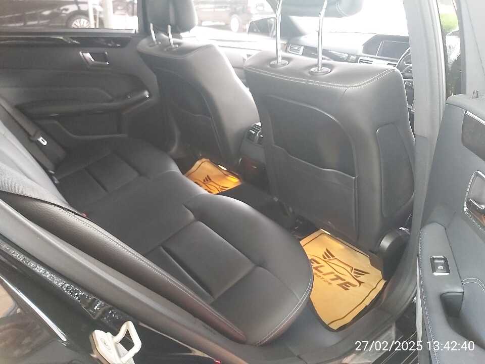 Foto Mobil Bekas Kabin Belakang Mercedes-Benz E250 2.0 tahun 2016