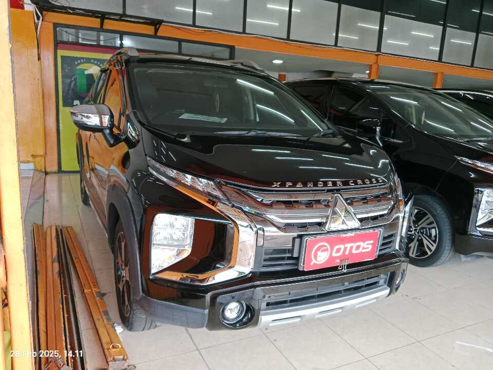 2021 Mitsubishi Xpander 1.5 Cross - Foto 1 dari 6