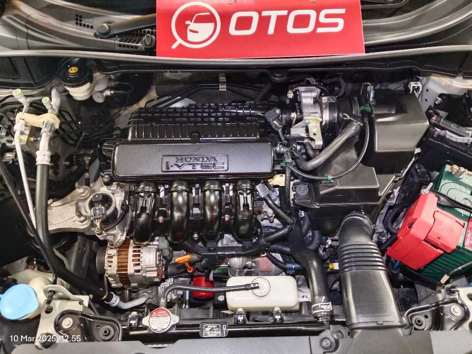 Foto Mobil Bekas Mesin Honda City 1.5 E tahun 2018