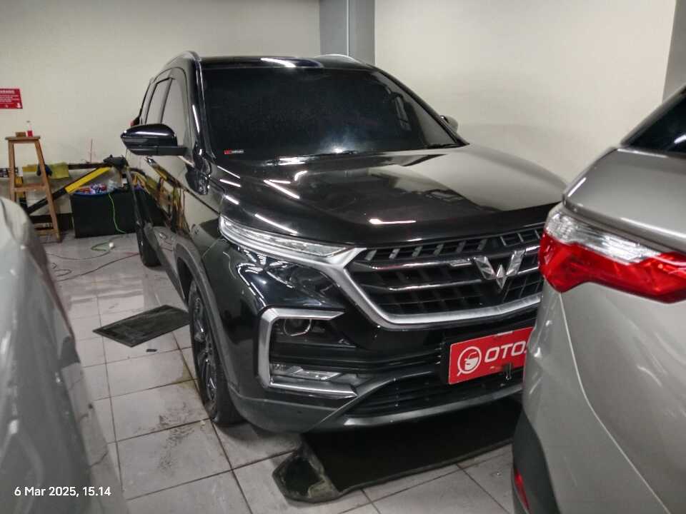 2021 Wuling Almaz 1.5 L T Lux - Foto 1 dari 6