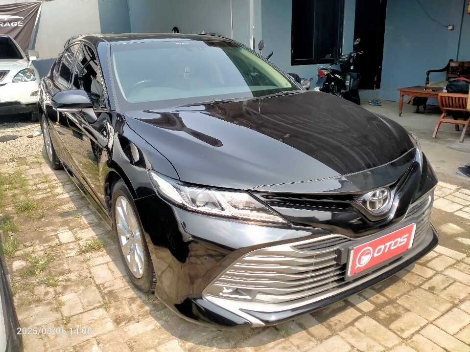 2019 Toyota Camry 2.5 V - Foto 1 dari 6