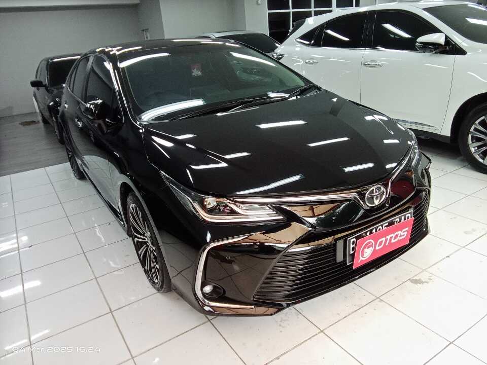 2020 Toyota Corolla Altis 1.8 V - Foto 1 dari 6
