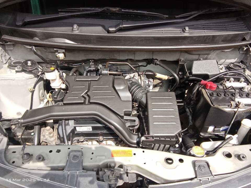 Foto Mobil Bekas Mesin Daihatsu Sigra 1.0 M tahun 2019