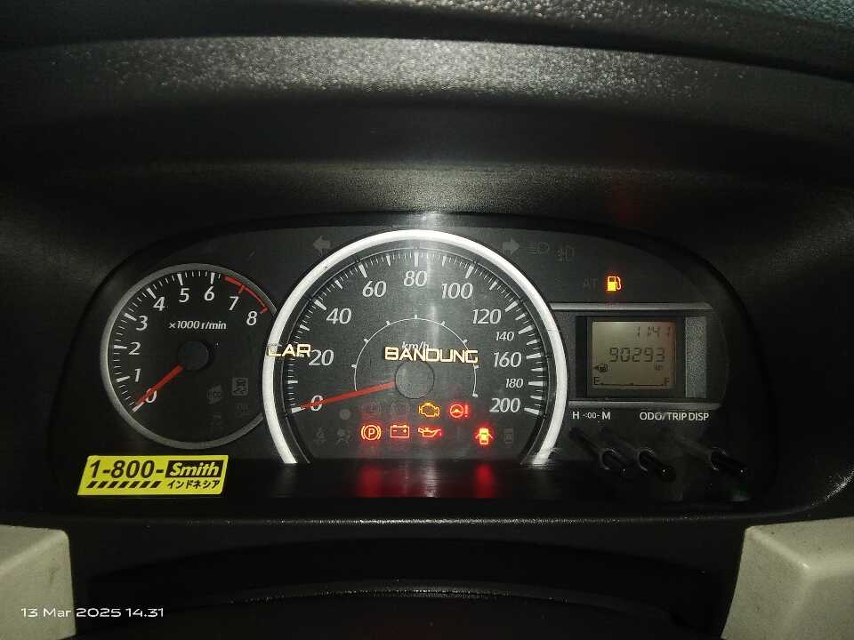 Foto Mobil Bekas Odometer Daihatsu Sigra 1.0 M tahun 2019