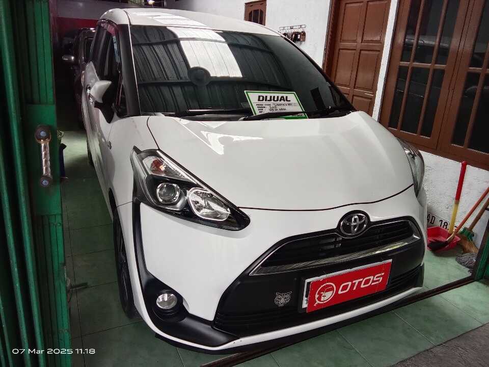 2018 Toyota Sienta 1.5 V - Foto 1 dari 6