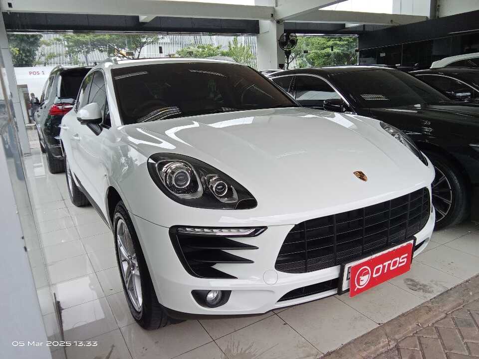 2015 Porsche Macan 2.0 - Foto 1 dari 6