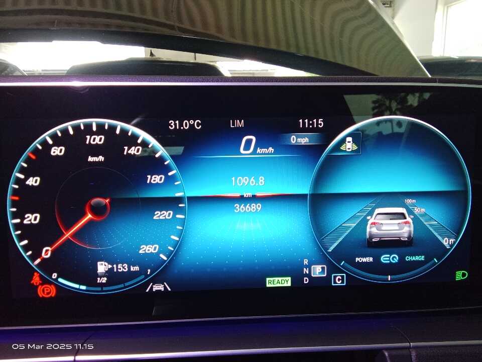 Foto Mobil Bekas Odometer Mercedes-Benz GLE450 3.0 4MATIC AMG Line tahun 2021