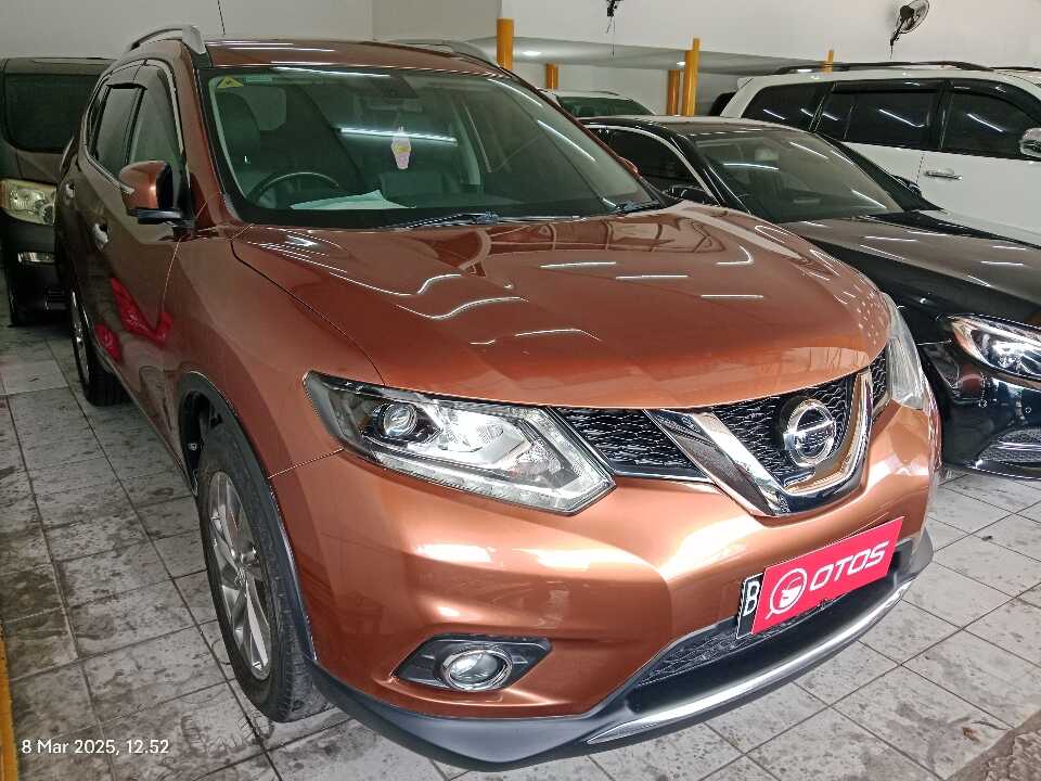 2015 Nissan X-Trail 2.5 - Foto 1 dari 6