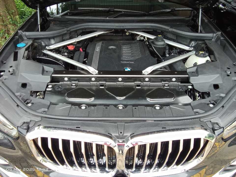Foto Mobil Bekas Mesin BMW X5 3.0 Xdrive40i Xline tahun 2022