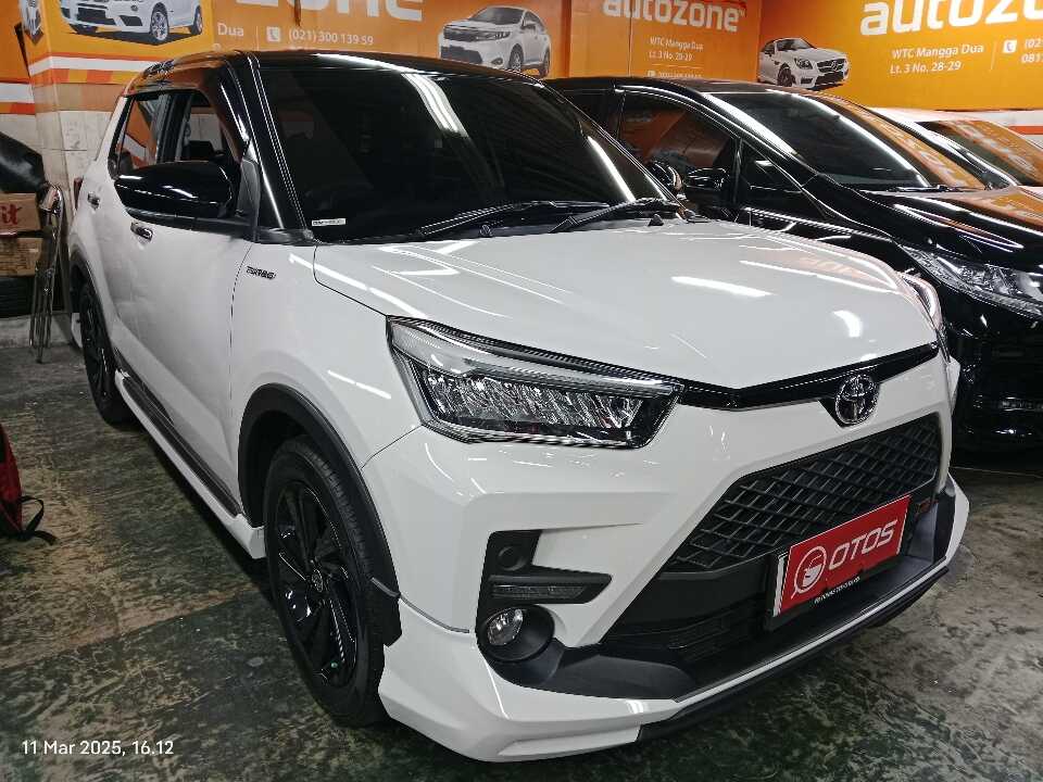 2022 Toyota Raize 1.0 GR Sport - Foto 1 dari 6