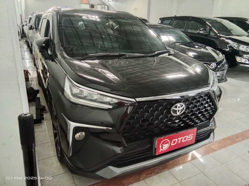 2022 Toyota Veloz 1.5 Q - Foto 1 dari 6