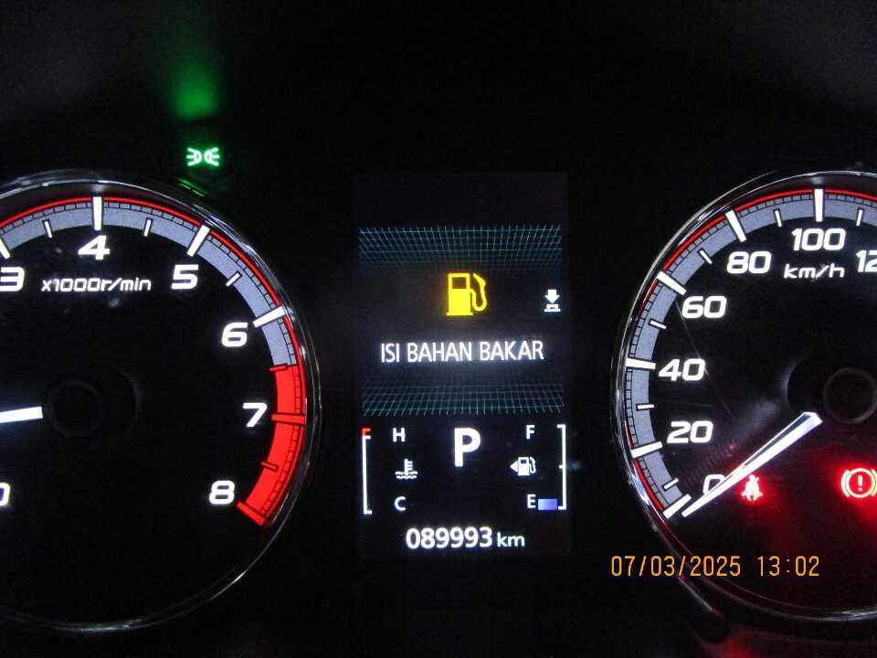 Foto Mobil Bekas Odometer Mitsubishi Xpander 1.5 Ultimate tahun 2019