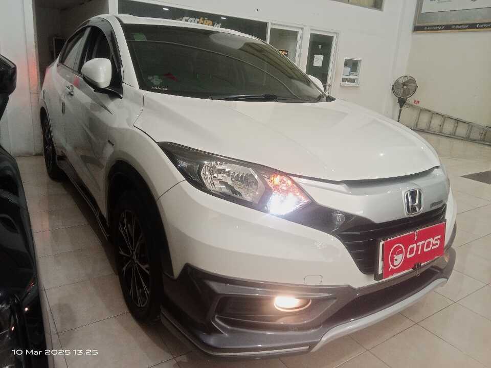2018 Honda HR-V 1.5 E - Foto 1 dari 6