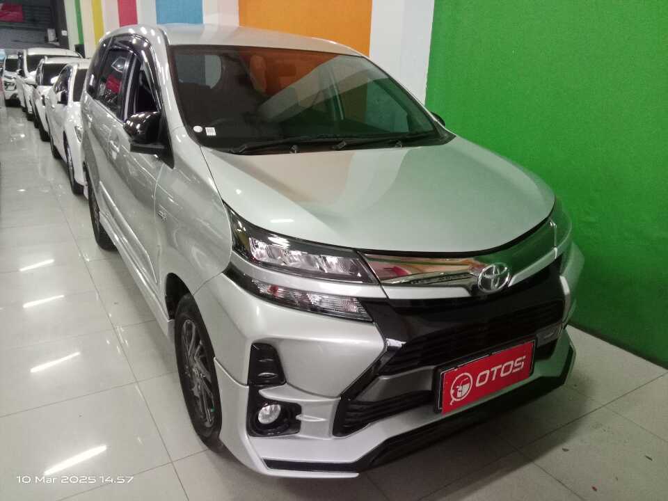 2021 Toyota Avanza 1.3 Veloz - Foto 1 dari 6