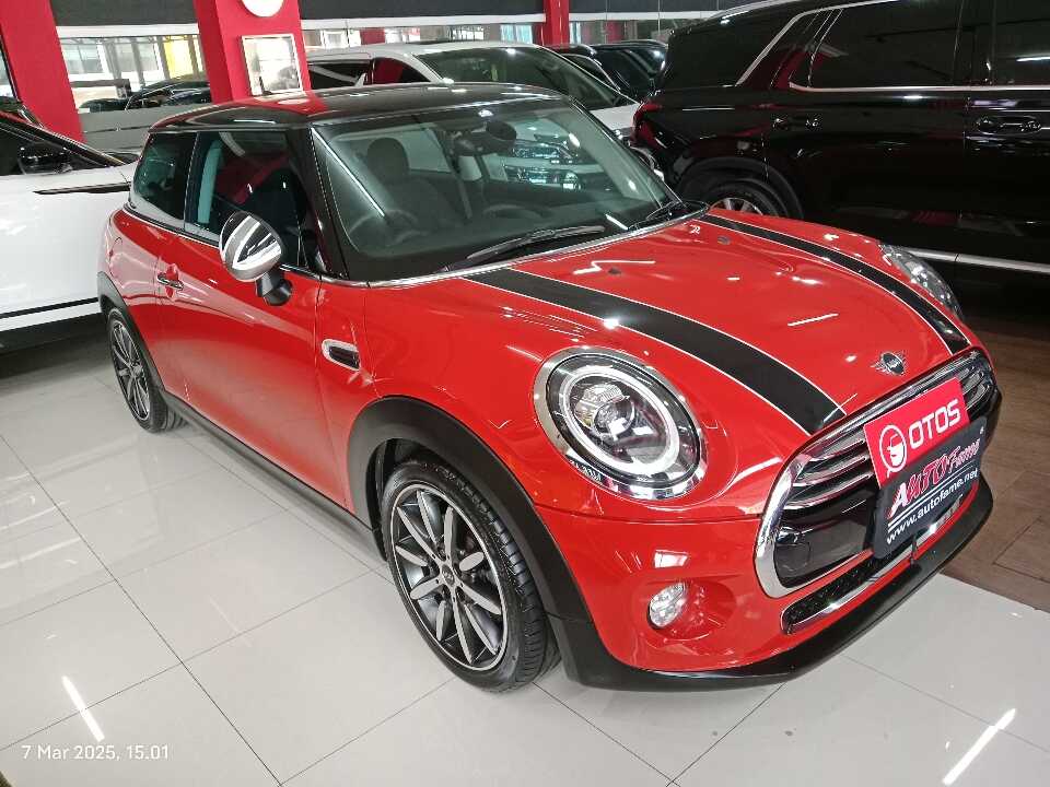 2018 MINI Cooper 1.5 - Foto 1 dari 6