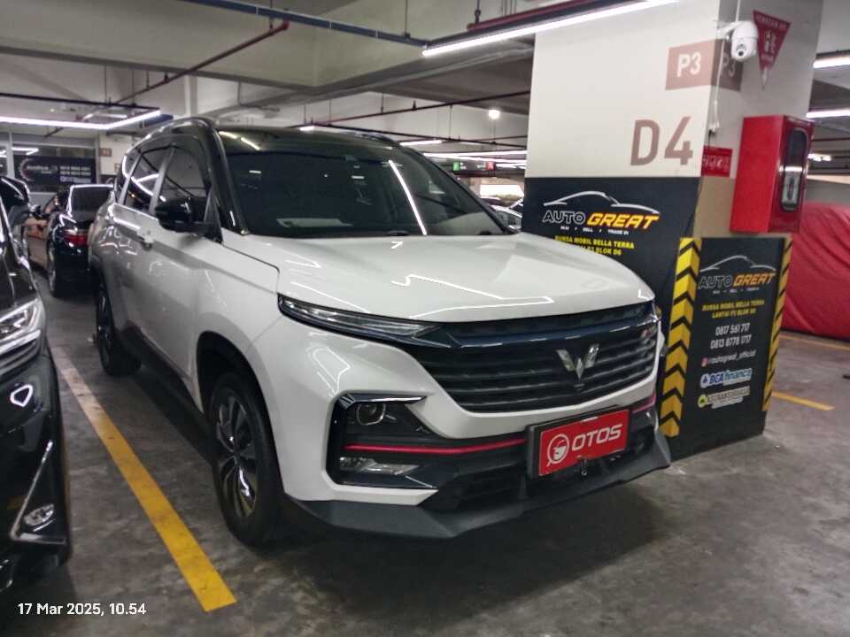 2021 Wuling Almaz 1.5 L T Lux - Foto 1 dari 6