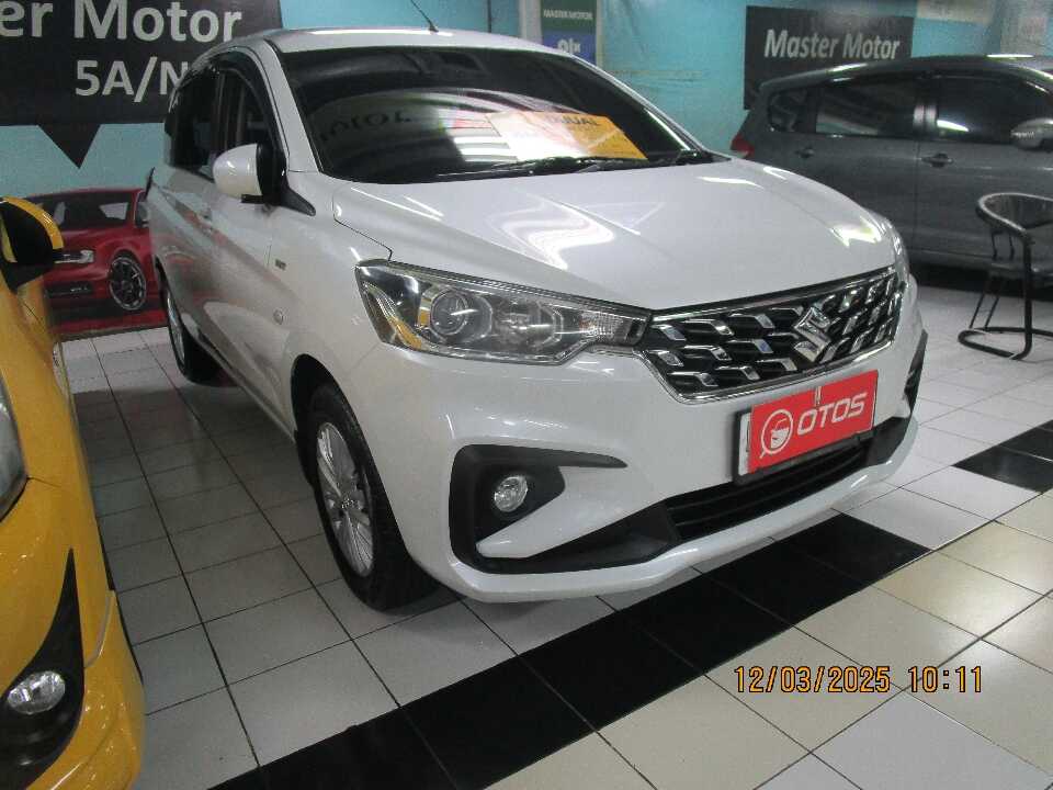 2022 Suzuki Ertiga 1.5 GL - Foto 1 dari 6