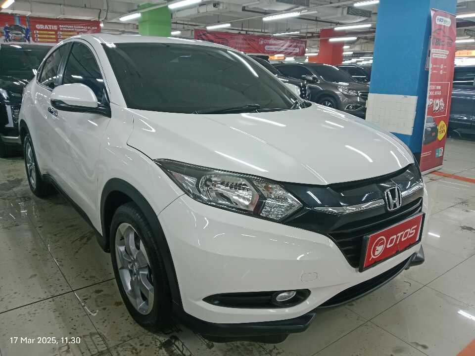 2017 Honda HR-V 1.5 E - Foto 1 dari 6