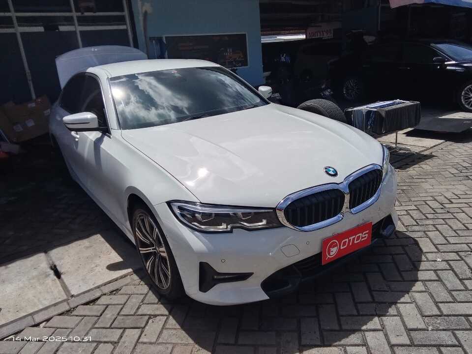 2022 BMW 320i 2.0