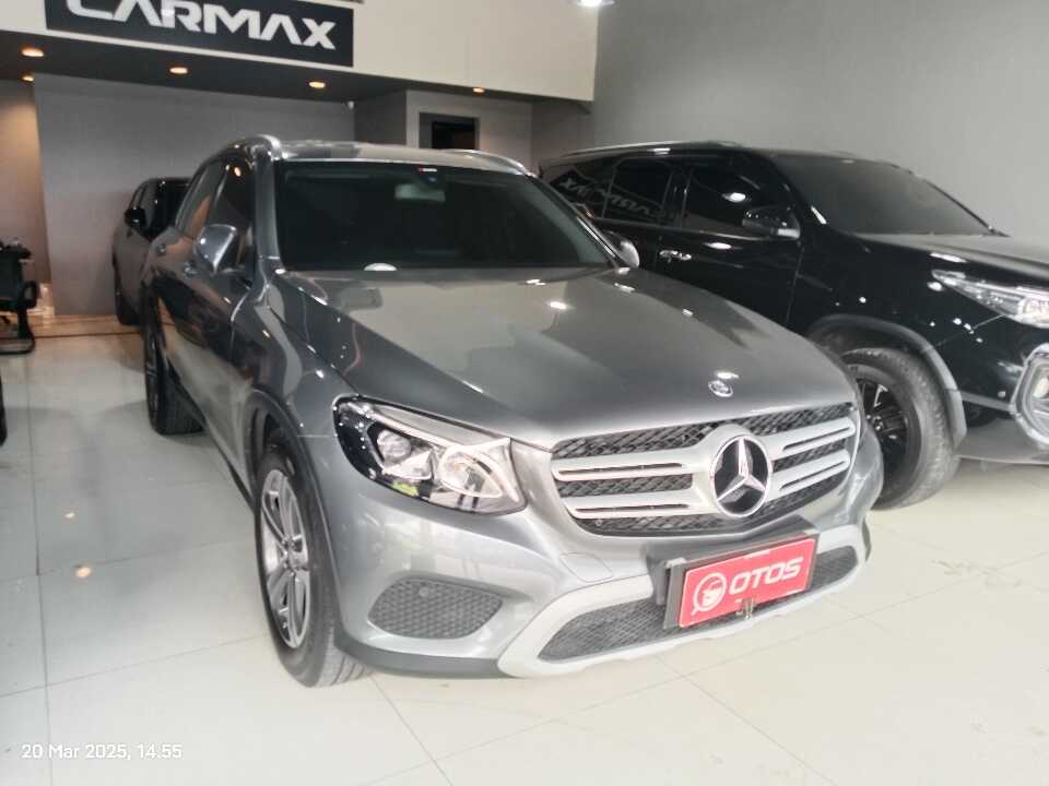 2016 Mercedes-Benz GLC250 2.0 - Foto 1 dari 6