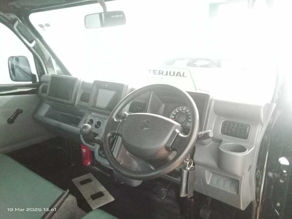 Foto Mobil Bekas Dashboard Suzuki Carry 1.5 Pick-Up tahun 2024