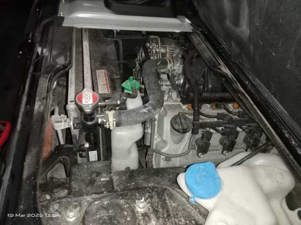 Foto Mobil Bekas Mesin Suzuki Carry 1.5 Pick-Up tahun 2024