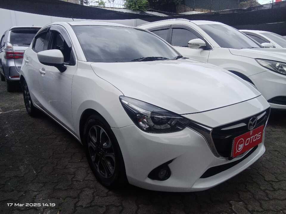 2015 Mazda 2 1.5 GT Skyactive - Foto 1 dari 9