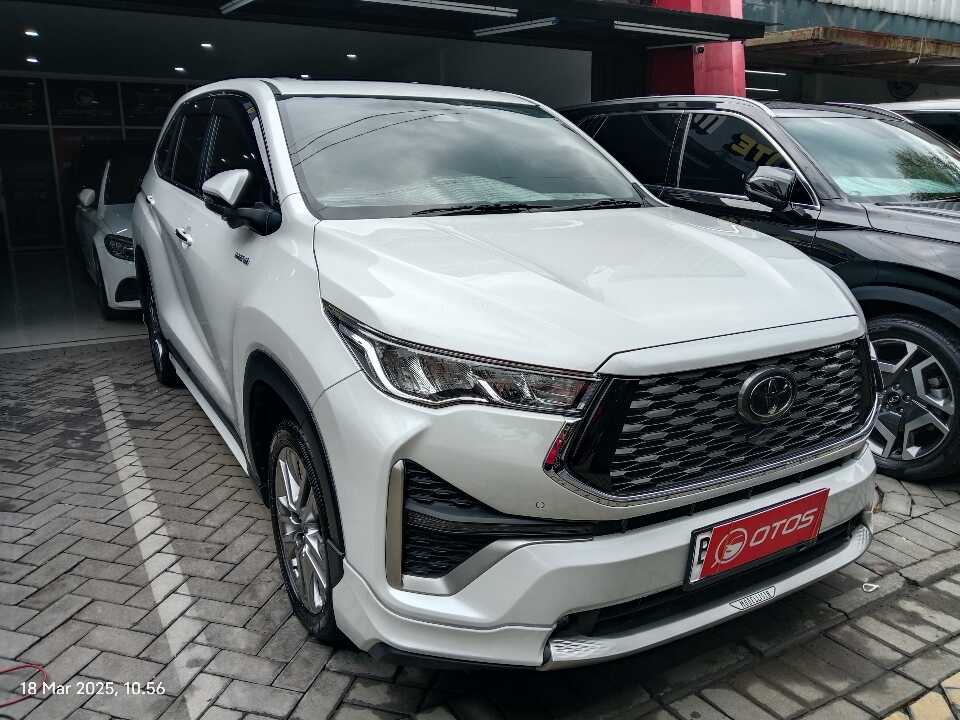 2024 Toyota Kijang Innova 2.0 Zenix Q HV CVT TSS