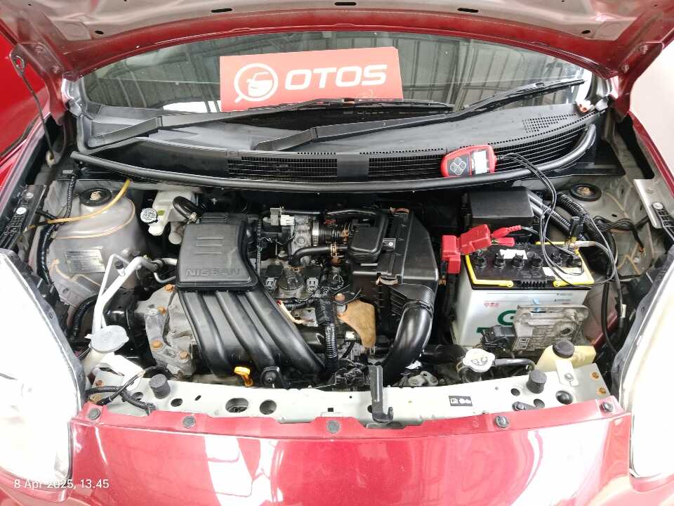 Foto Mobil Bekas Mesin Nissan March 1.2 tahun 2017