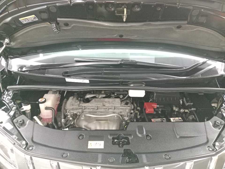 Foto Mobil Bekas Mesin Toyota Alphard 2.5 G tahun 2021
