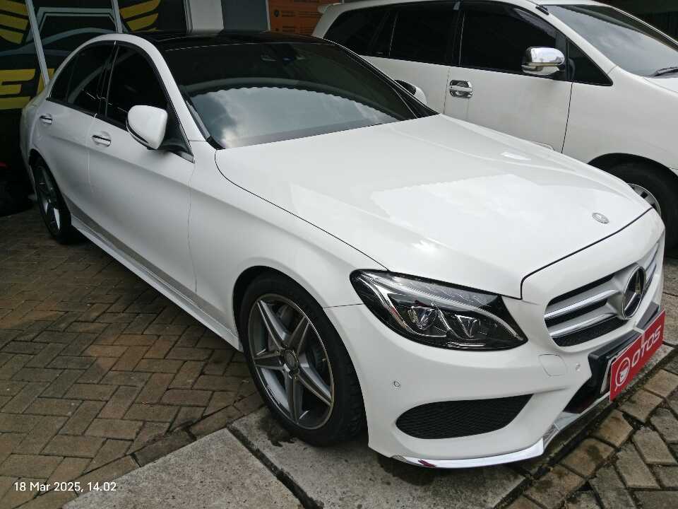 2016 Mercedes-Benz C250 2.0 - Foto 1 dari 6