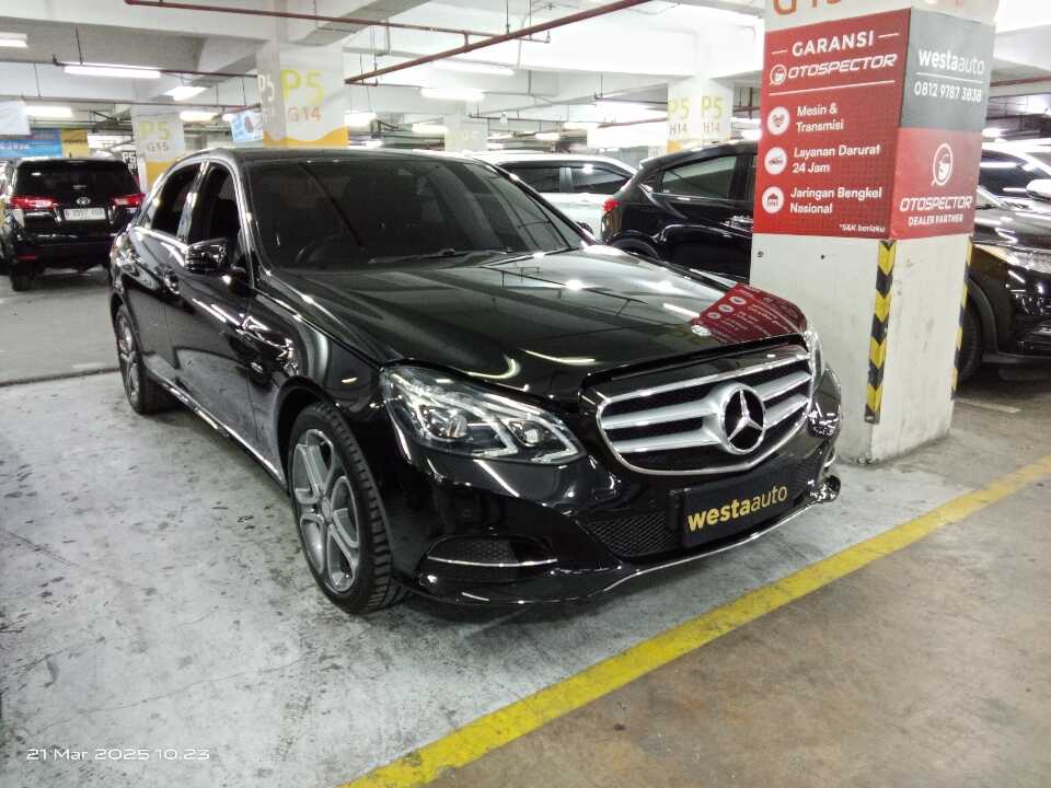 2016 Mercedes-Benz E250 2.0 - Foto 1 dari 6