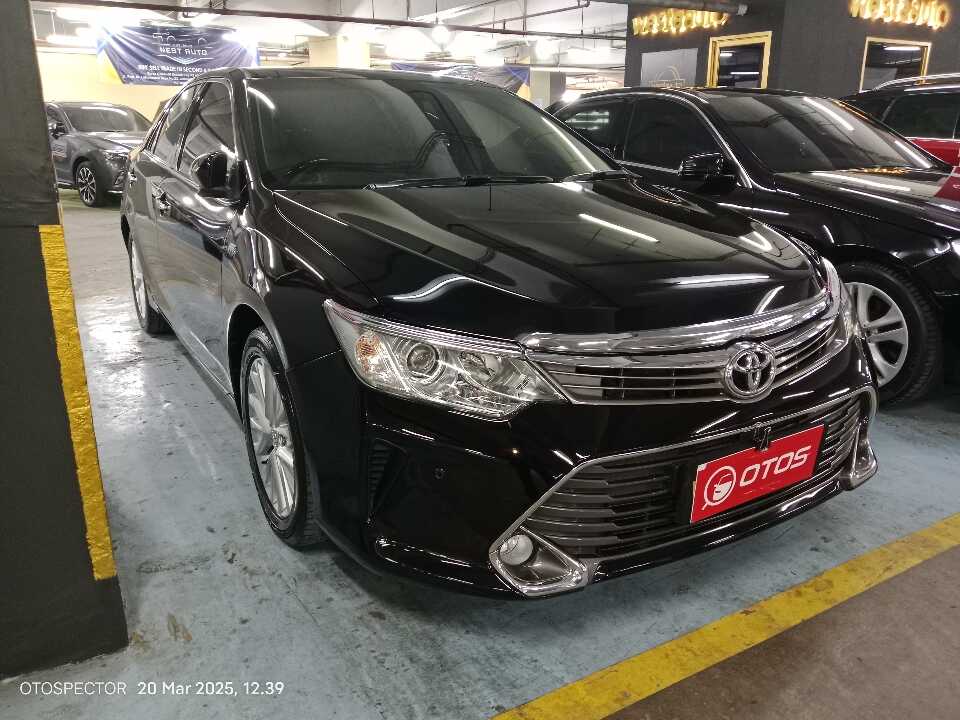 2016 Toyota Camry 2.5 V - Foto 1 dari 6