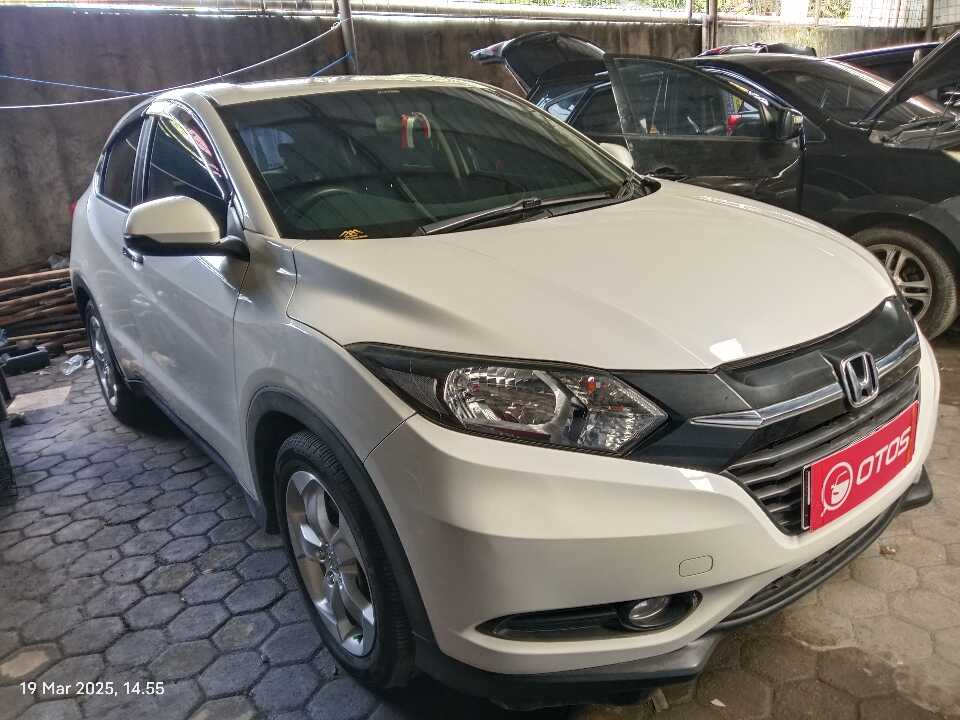 2016 Honda HR-V 1.5 E