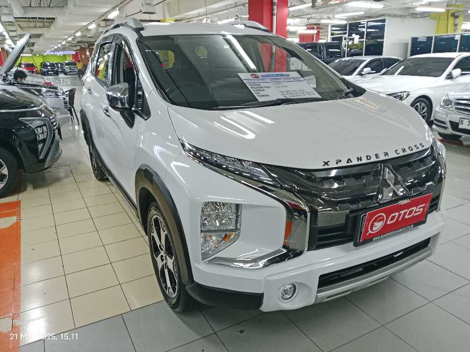 2021 Mitsubishi Xpander 1.5 Cross - Foto 1 dari 6