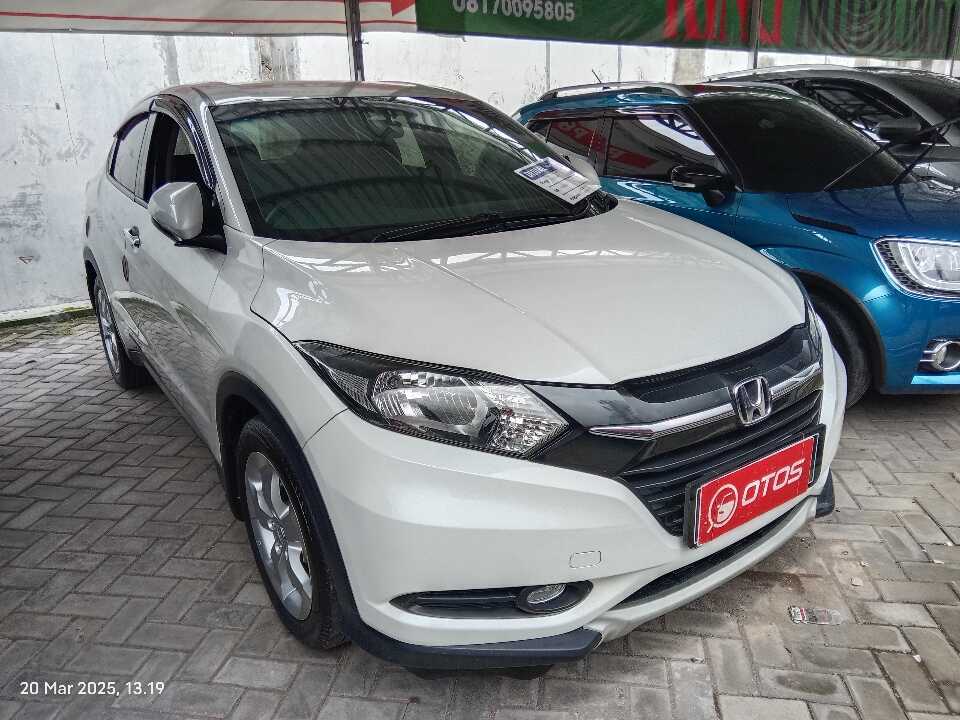 2016 Honda HR-V 1.5 E - Foto 1 dari 6