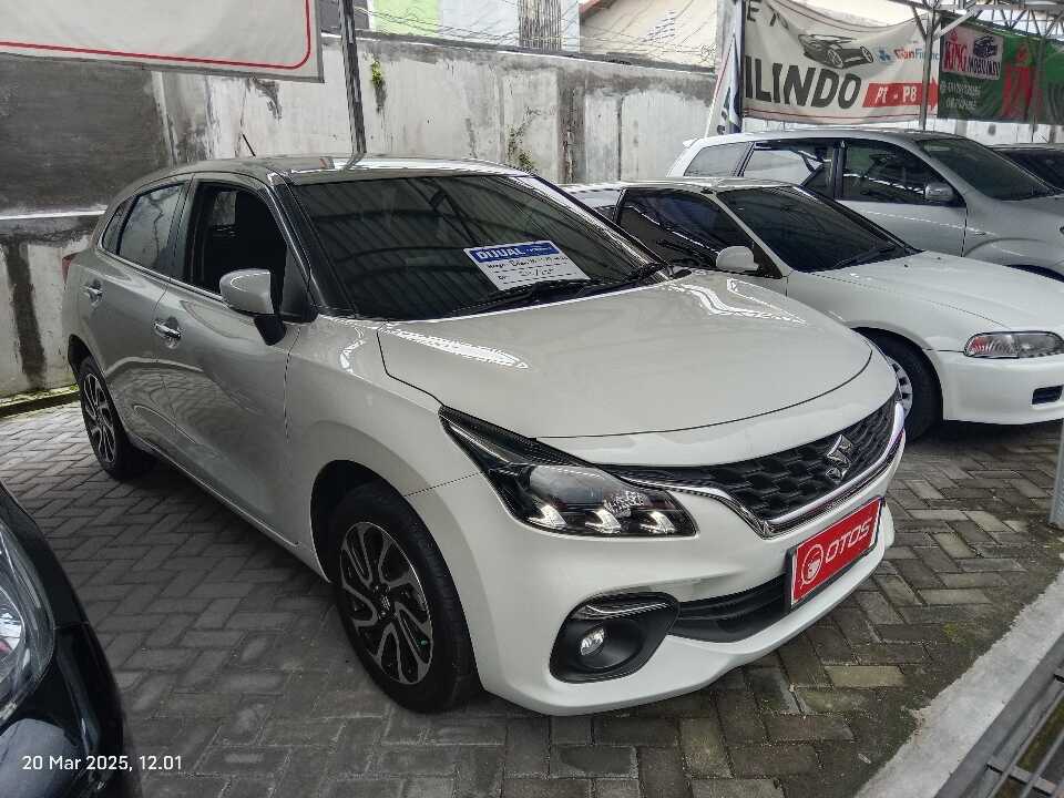 2022 Suzuki Baleno 1.5 - Foto 1 dari 6