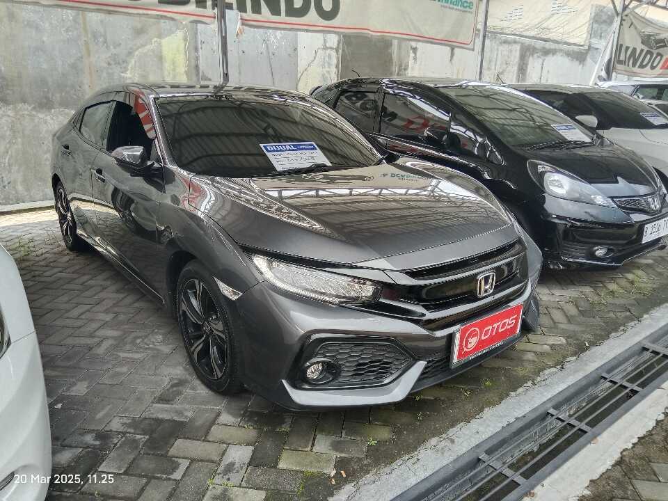 2019 Honda Civic 1.5 Turbo - Foto 1 dari 6