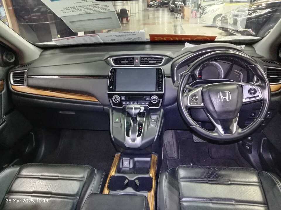 Foto Mobil Bekas Dashboard Honda CR-V 1.5 Turbo Prestige tahun 2019