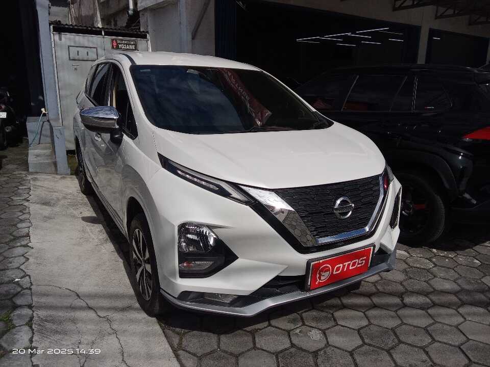 2019 Nissan Livina 1.5 VL - Foto 1 dari 6