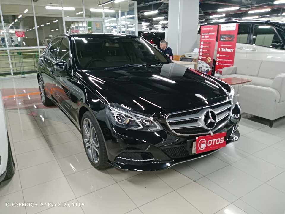 2015 Mercedes-Benz E250 2.0 - Foto 1 dari 6