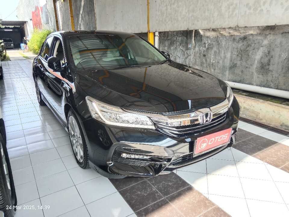 2016 Honda Accord 2.4 VTi-L - Foto 1 dari 6