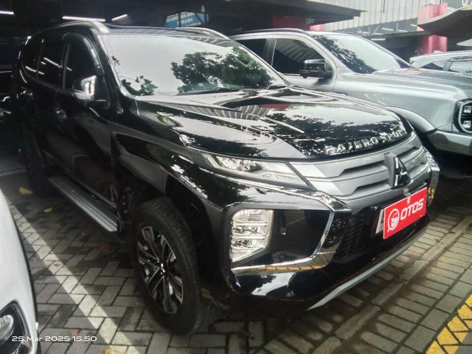 2023 Mitsubishi Pajero Sport 2.4 Dakar 4X2 - Foto 1 dari 6