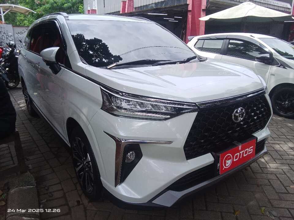 2022 Toyota Veloz 1.5 Q - Foto 1 dari 6