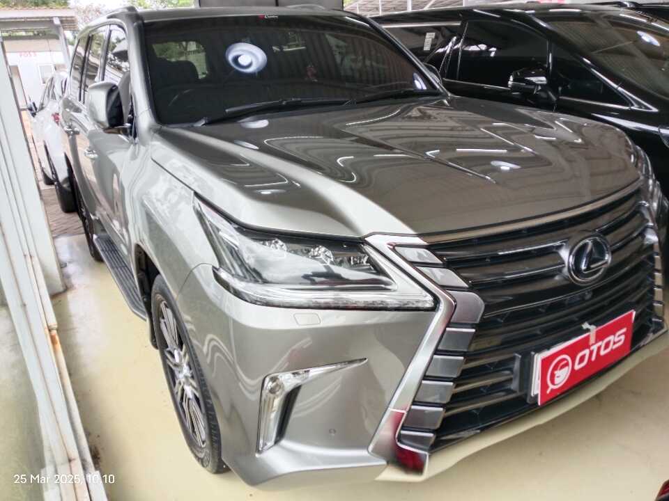 2018 Lexus LX 570 5.7 - Foto 1 dari 6