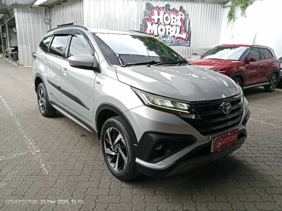 2020 Toyota Rush 1.5 S - Foto 1 dari 9