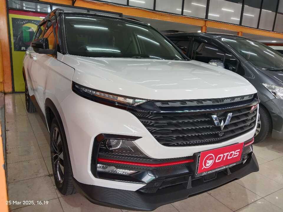 2021 Wuling Almaz 1.5 L T Lux - Foto 1 dari 6